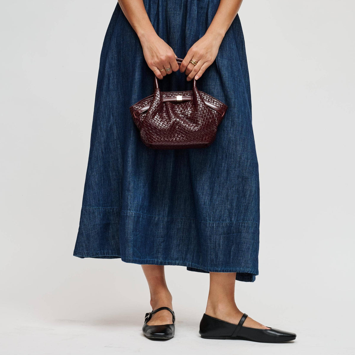 Selena Crossbody