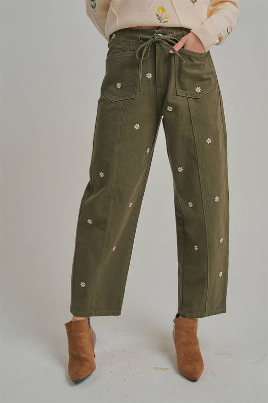 Floral Embroidered Barrel Jeans