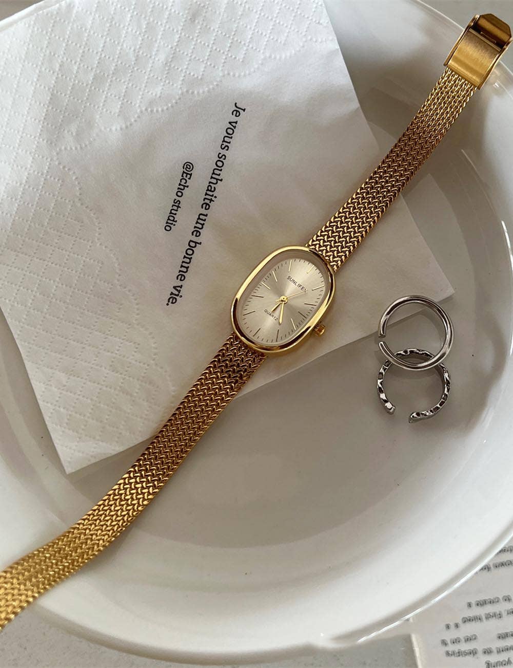 Retro Oval Watch