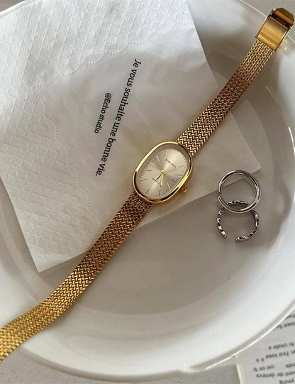 Retro Oval Watch