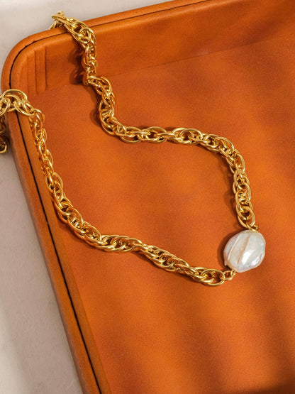 Loan Pearl Chain Necklace