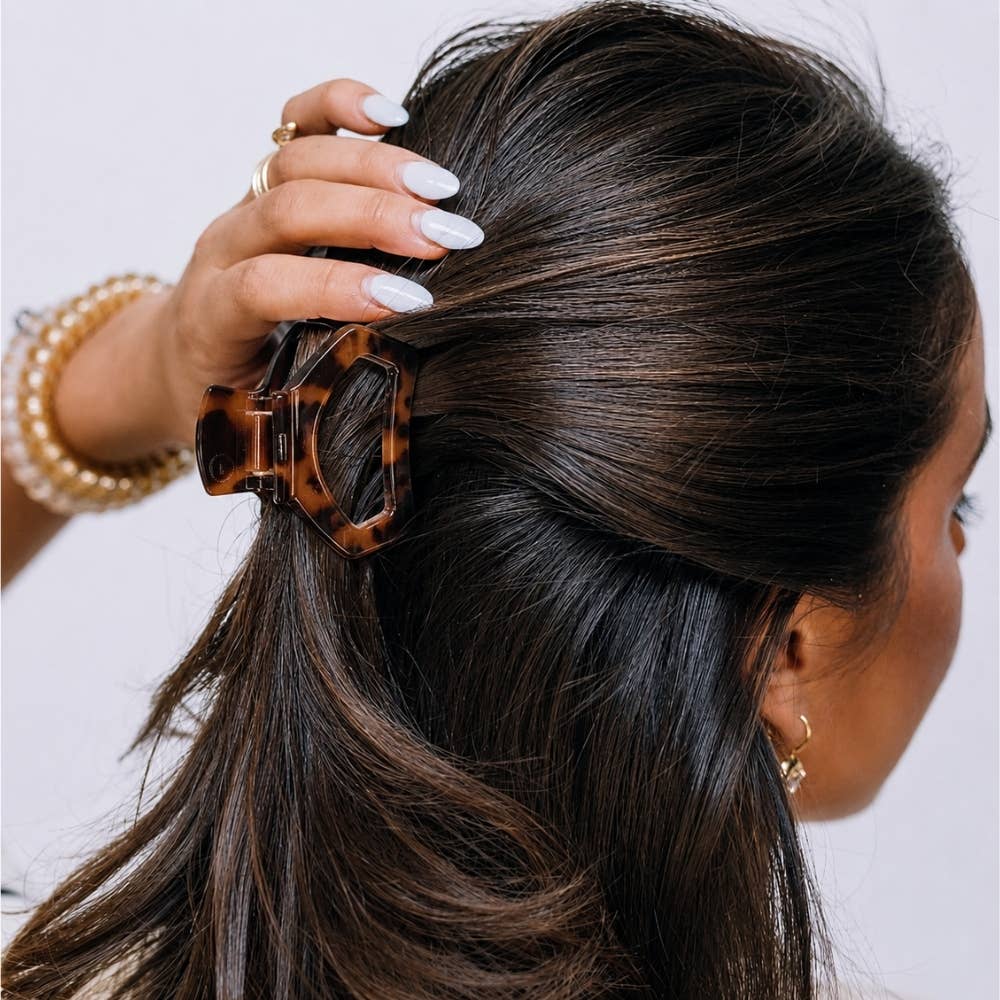 Tortoise Petite Claw Clip
