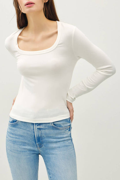 Scoop Neck Basic - Ivory