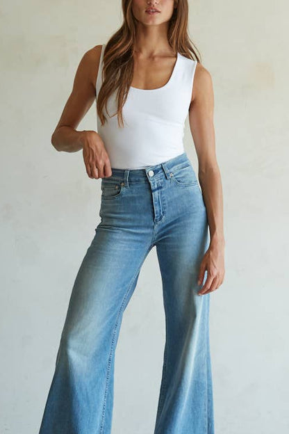 Double Layered Seamless Top - White