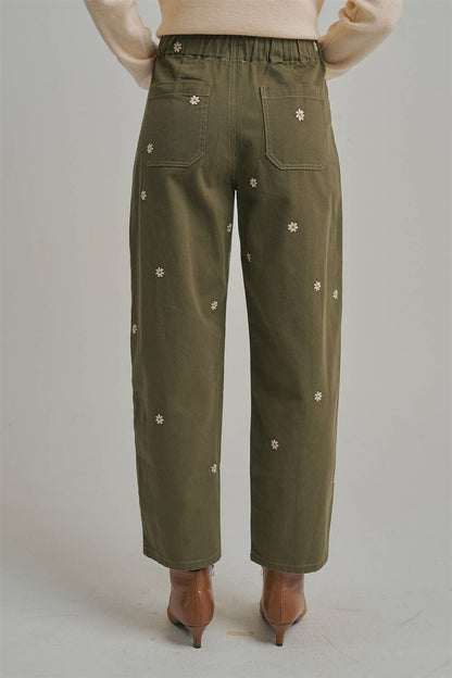 Floral Embroidered Barrel Jeans