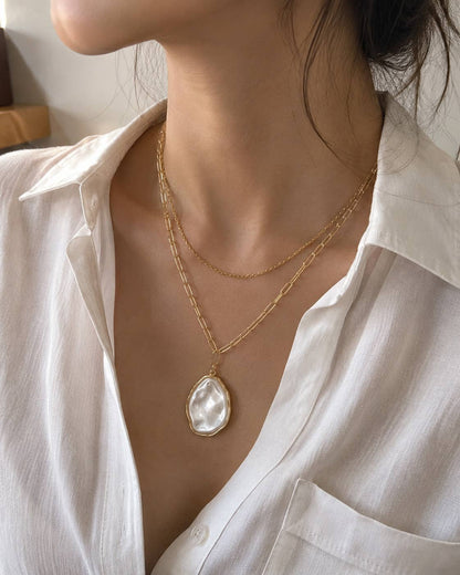 Pearl Pendant Necklace