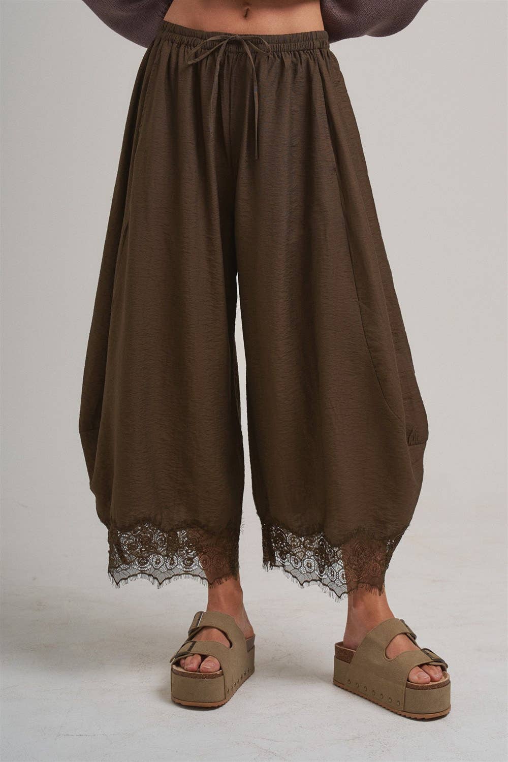 Balloon Bloom Pants