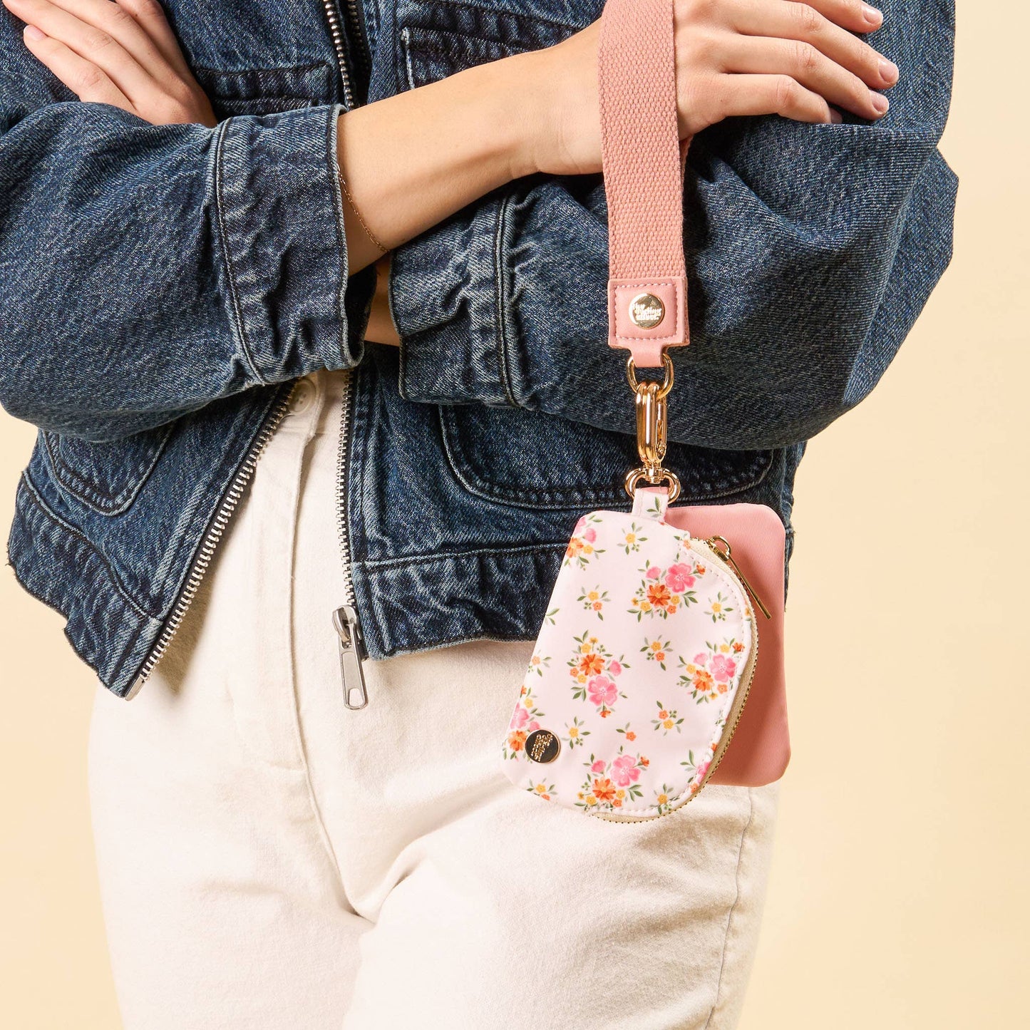 Endless Daydream Cream Pouch Wristlet