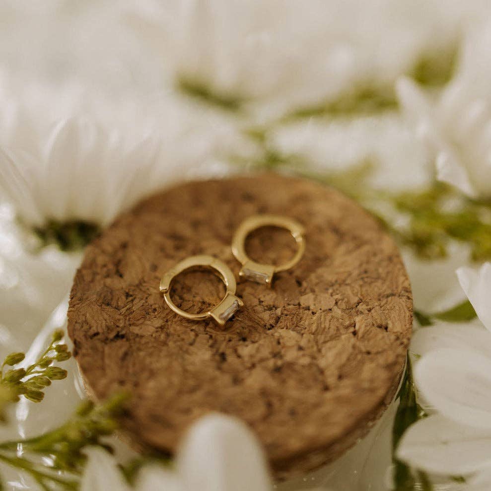 Sophie Baguette Mini Hoops